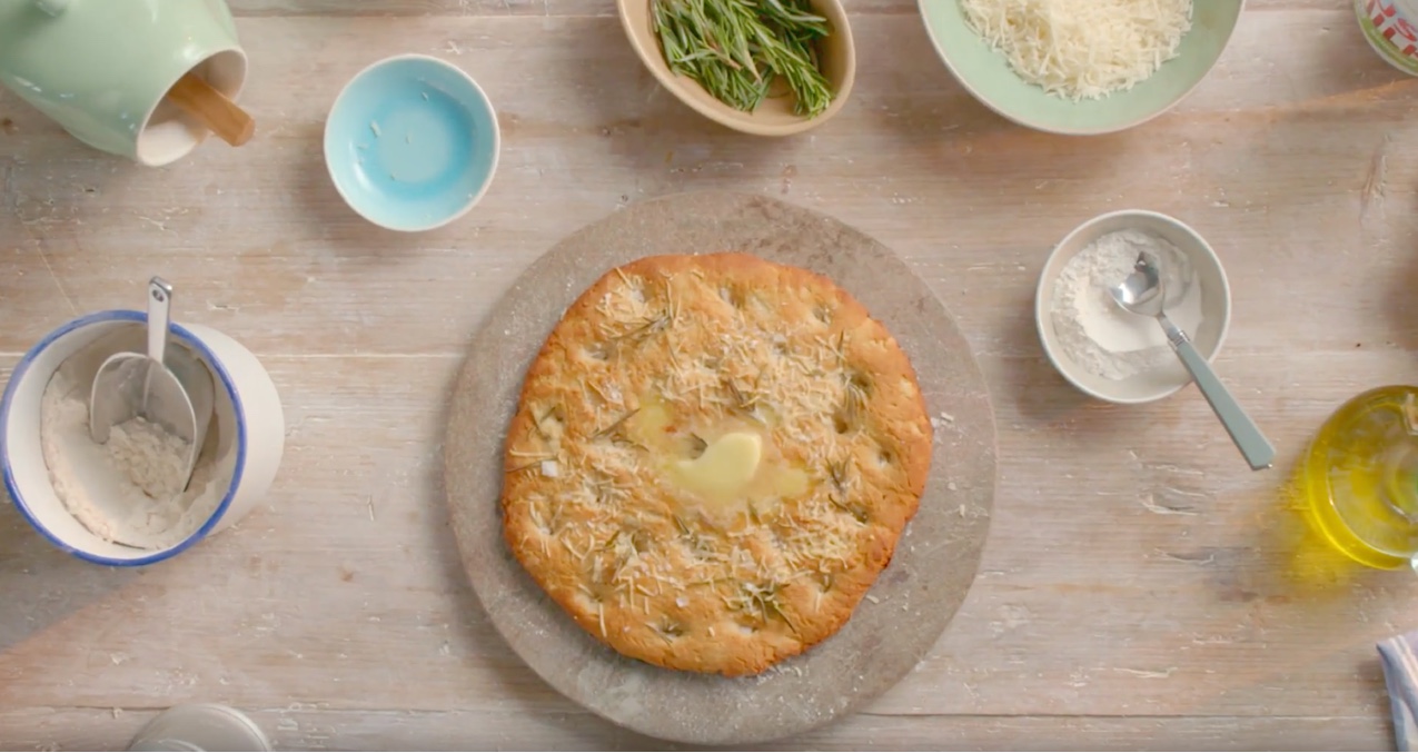 Rosemary and Garlic Focaccia flat bread - JUST MILK