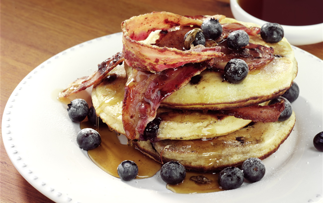 Blueberry Pancakes with Bacon and Maple Syrup